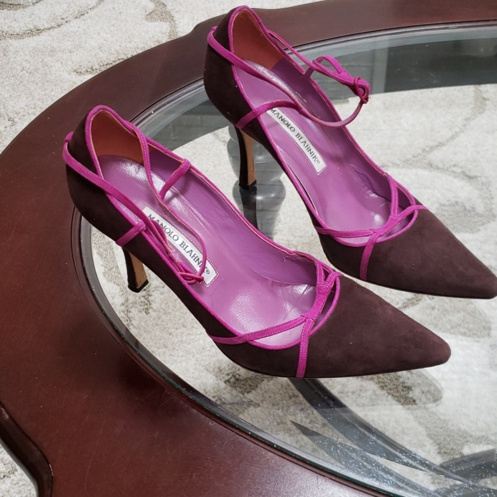 Manolo Blahnik size 381/2 purple &magenta heels